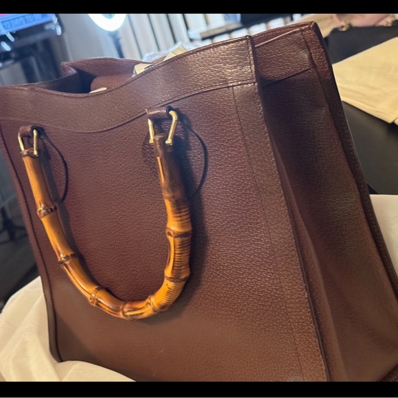 Gucci Diana Large Vintage Bamboo tote in Brown - Picture 3 of 16